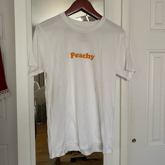 Peachy Tee - Picture 3 of 4